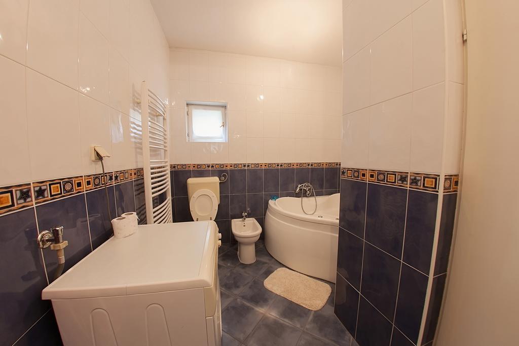 Guesthouse Hortenzija Мостар Номер фото